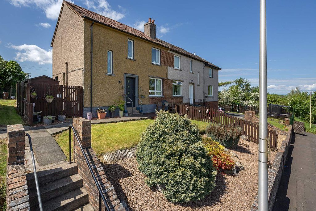Property photo 1 of 35