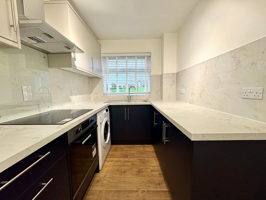 Property photo 2 of 9 Gallery