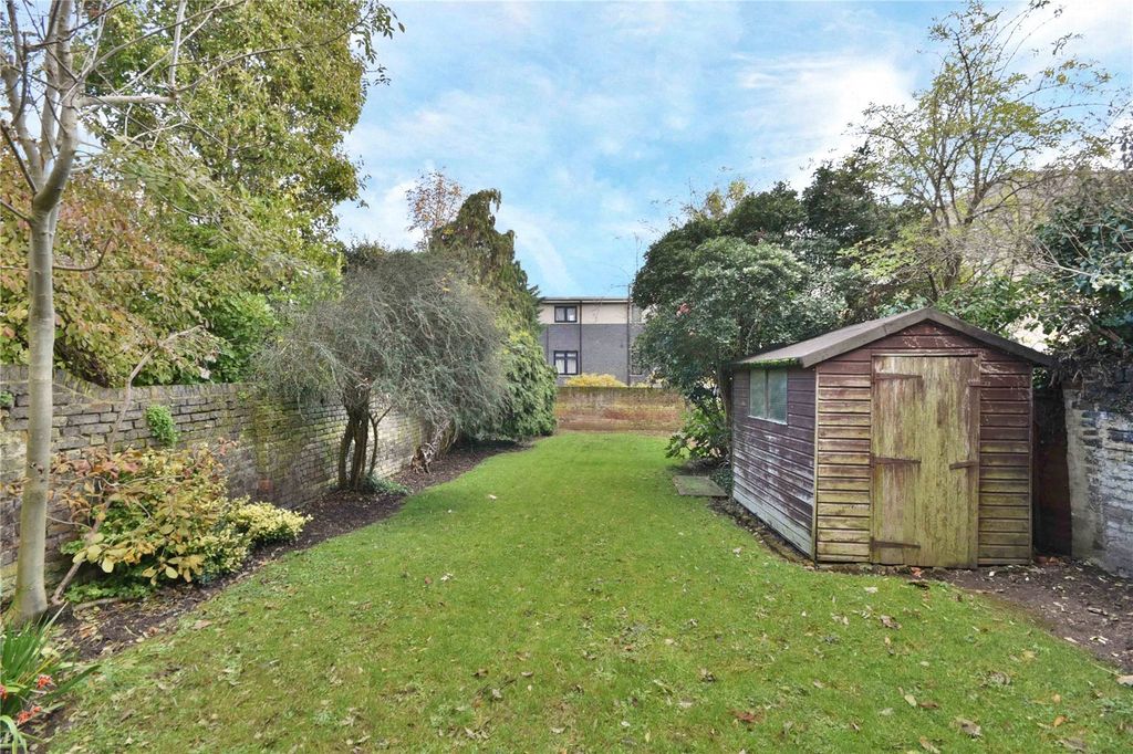 Property photo 2 of 21 Picture No. 50