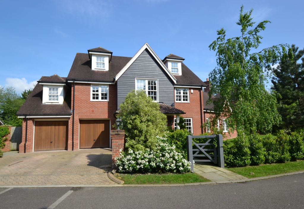 Property photo 1 of 18