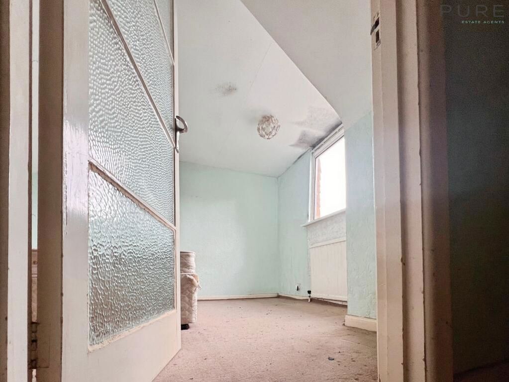 Property photo 2 of 23