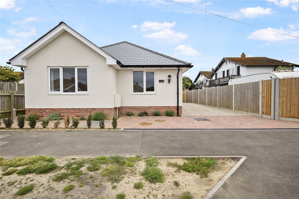 Property photo 1 of 14 External
