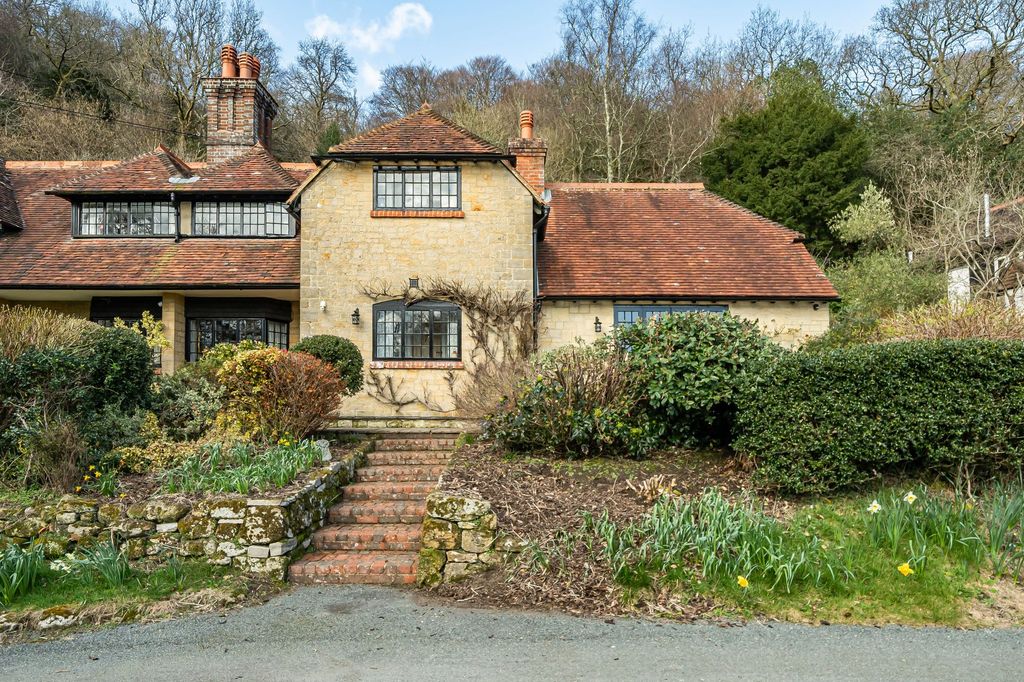 Property photo 3 of 22 Front Elevation