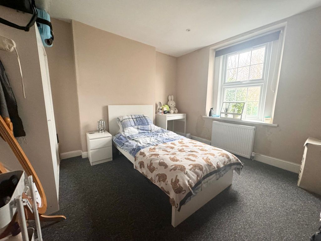 Property photo 3 of 5 Bedroom 3