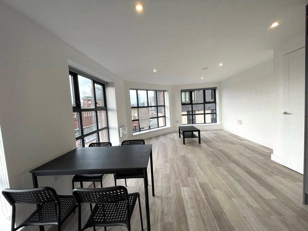 Property photo 2 of 11 Picture No. 15