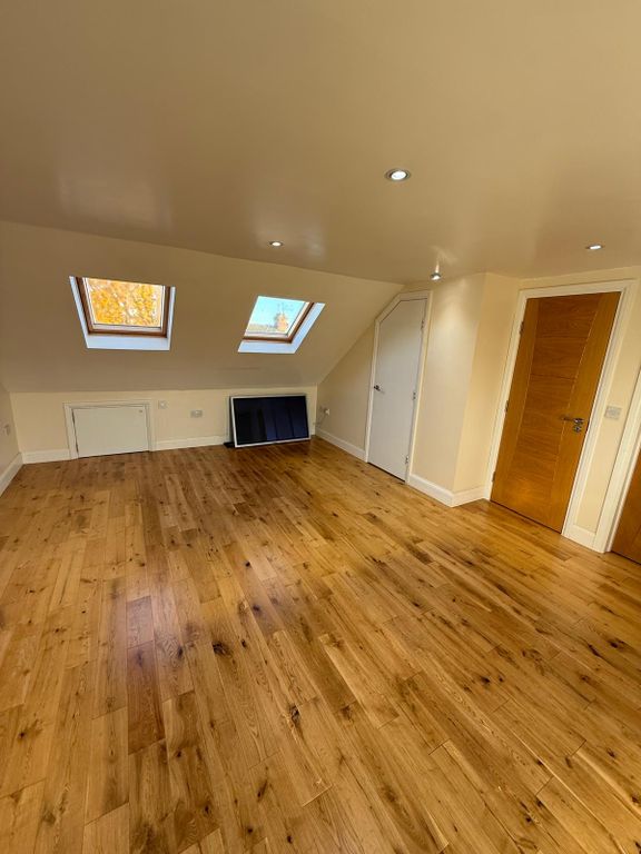 Property photo 2 of 12 Gallery