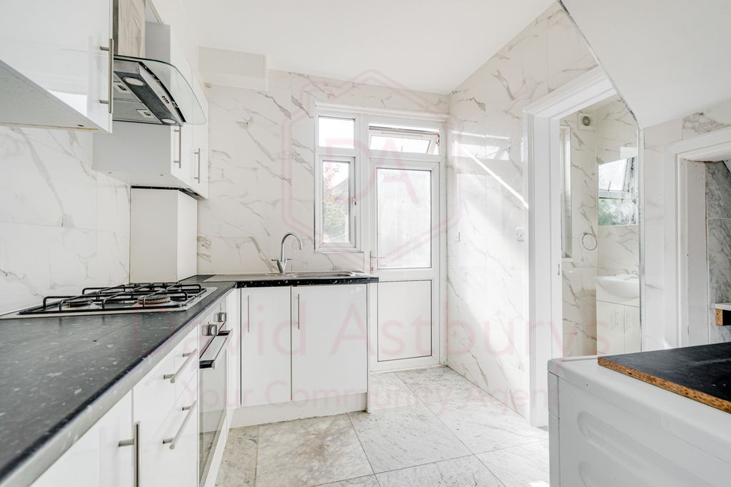 Property photo 3 of 13 Dsc00227Hdr