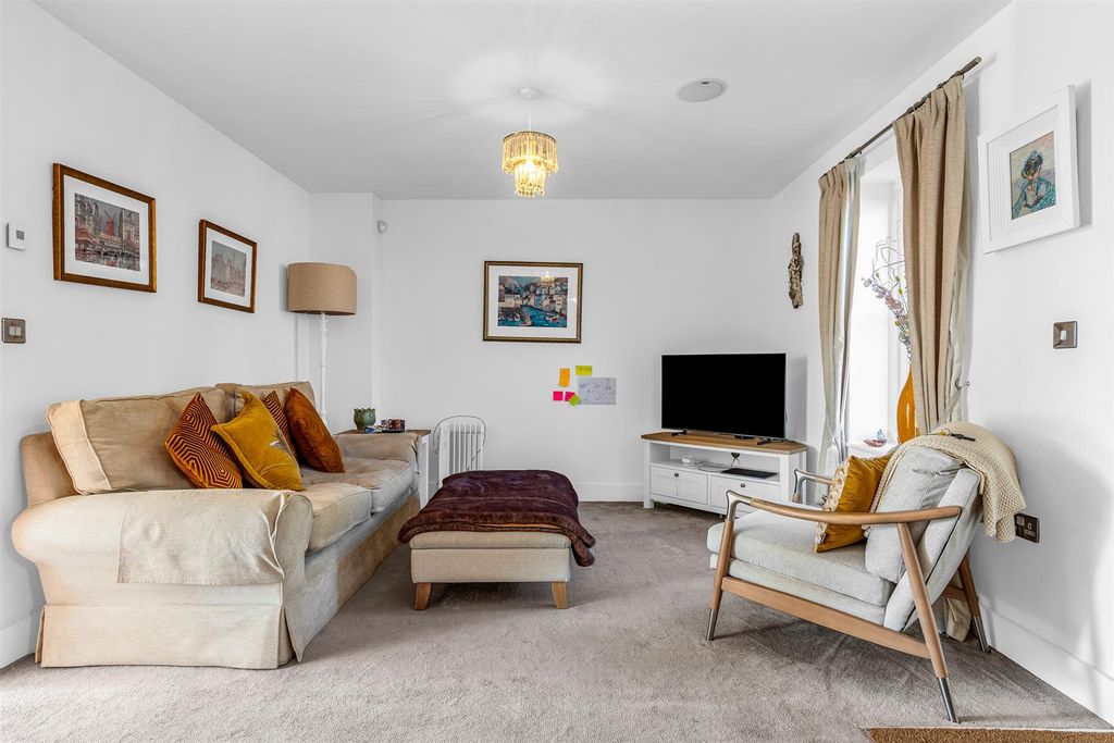 Additional image 5 of 3 bed terraced house for saleHarrison Lane, Balls Park, Hertford SG13