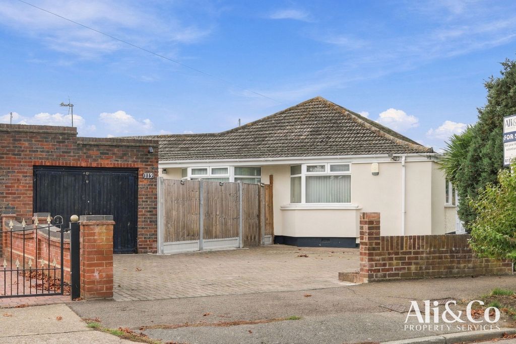 Property photo 3 of 35