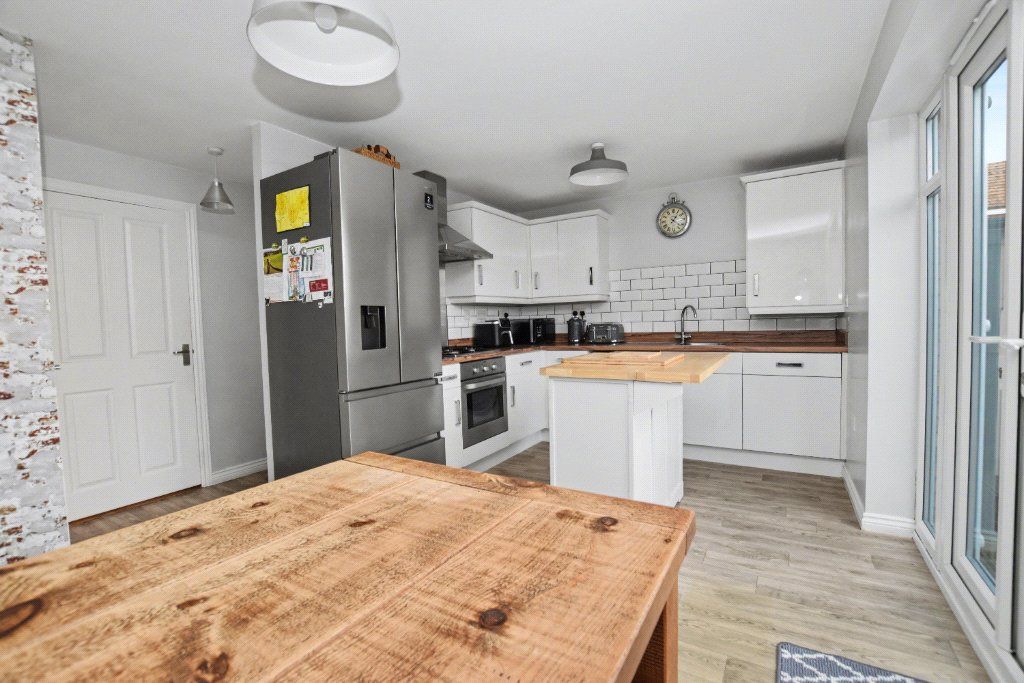 Property photo 3 of 14 Picture No. 06