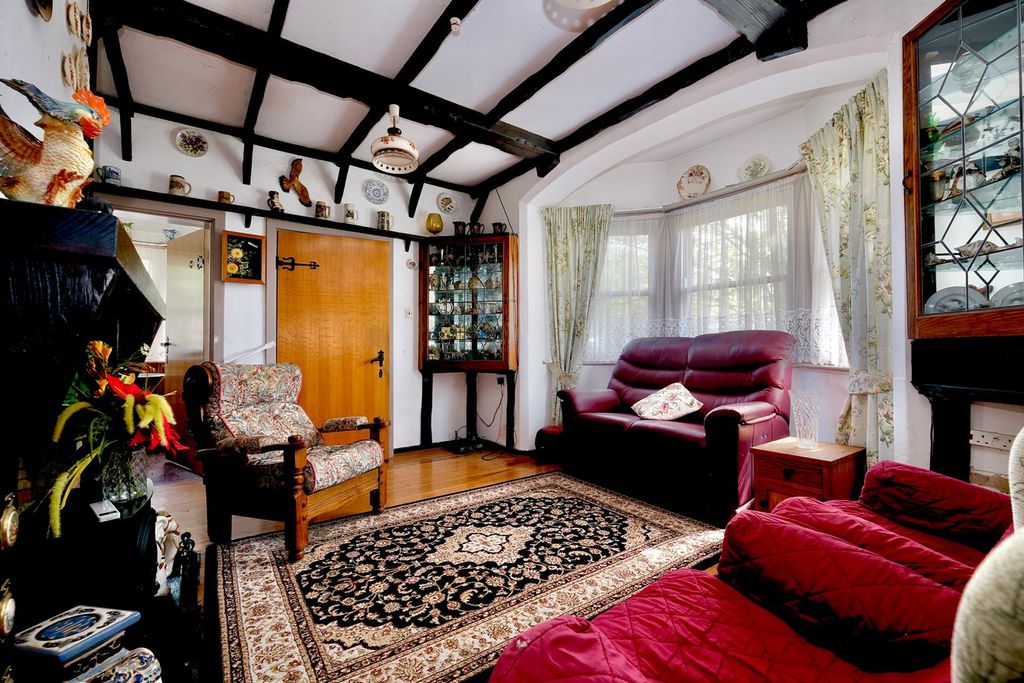 Property photo 3 of 15