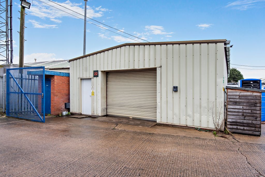 Property photo 2 of 14