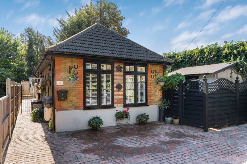 Property photo 1 of 19 Photo 18