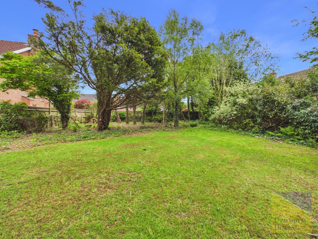 Property photo 3 of 26