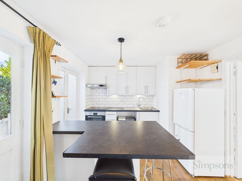 Property photo 3 of 20