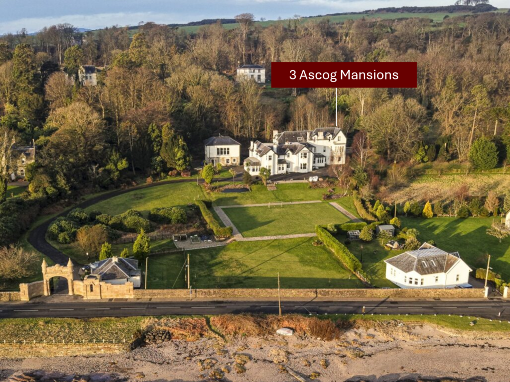 Property photo 1 of 32