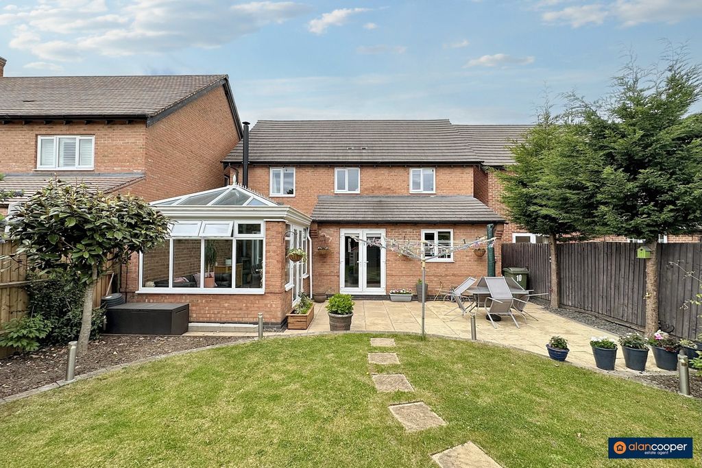 Property photo 2 of 24 4155454
