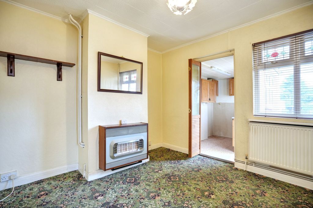 Property photo 2 of 14