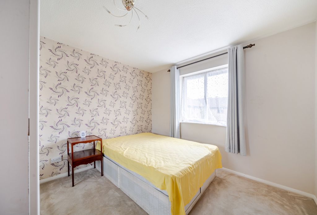 Property photo 3 of 10 1369269-8-68Ecf14...