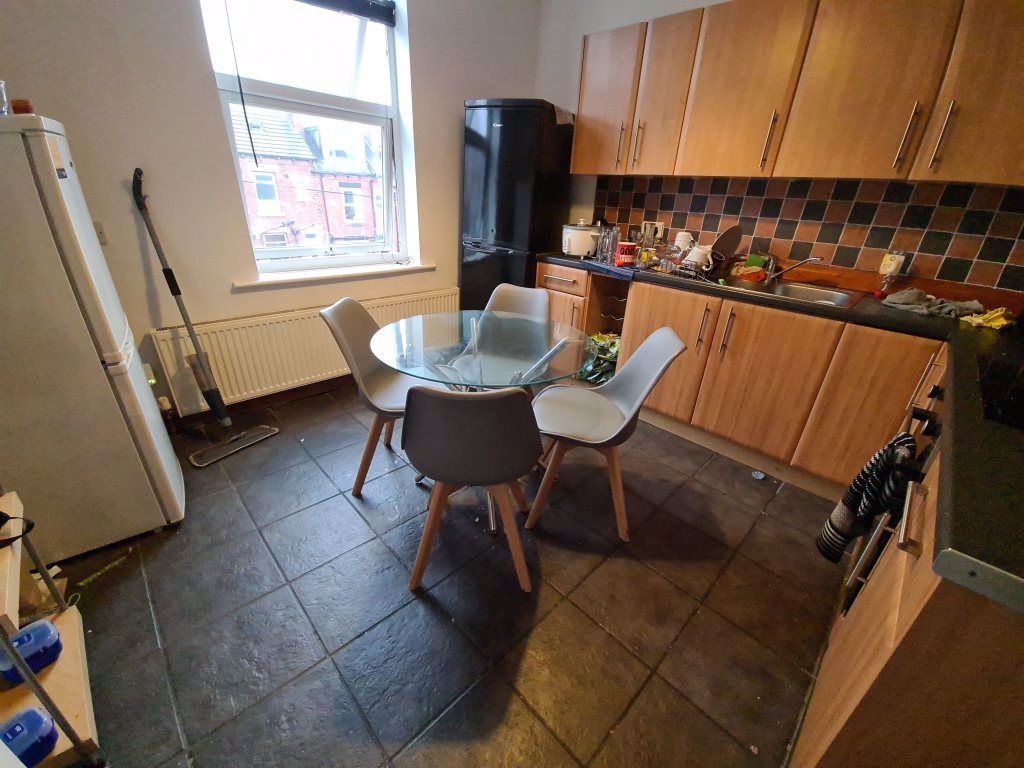 Property photo 1 of 26 Bright Kitchen Featuring A Modern Tiled Floor, Woo...