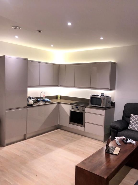 Property photo 2 of 5 Kitchen