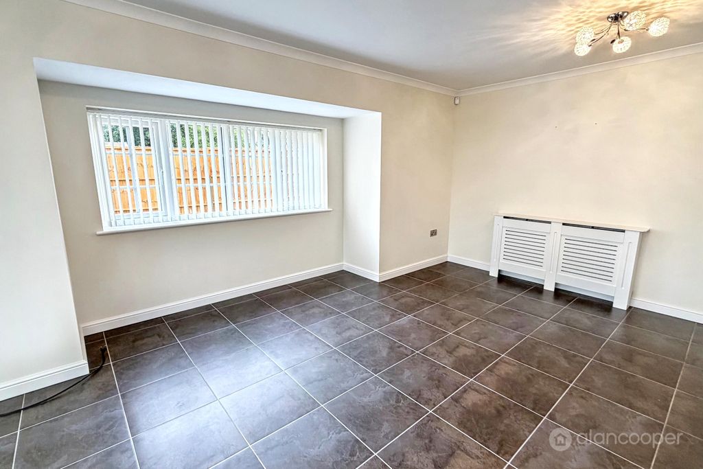Property photo 3 of 26 5226464