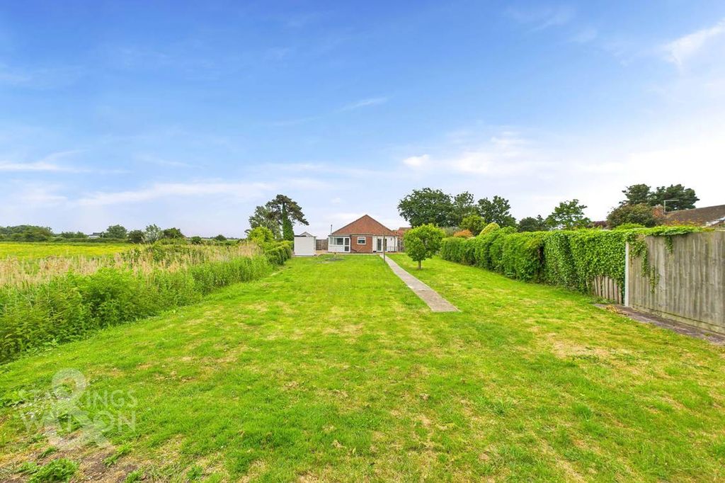 Property photo 3 of 25