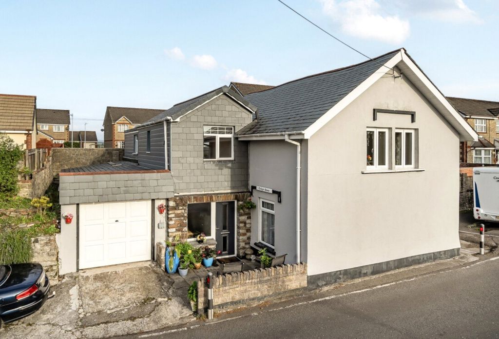 Property photo 1 of 16 Picture No. 29