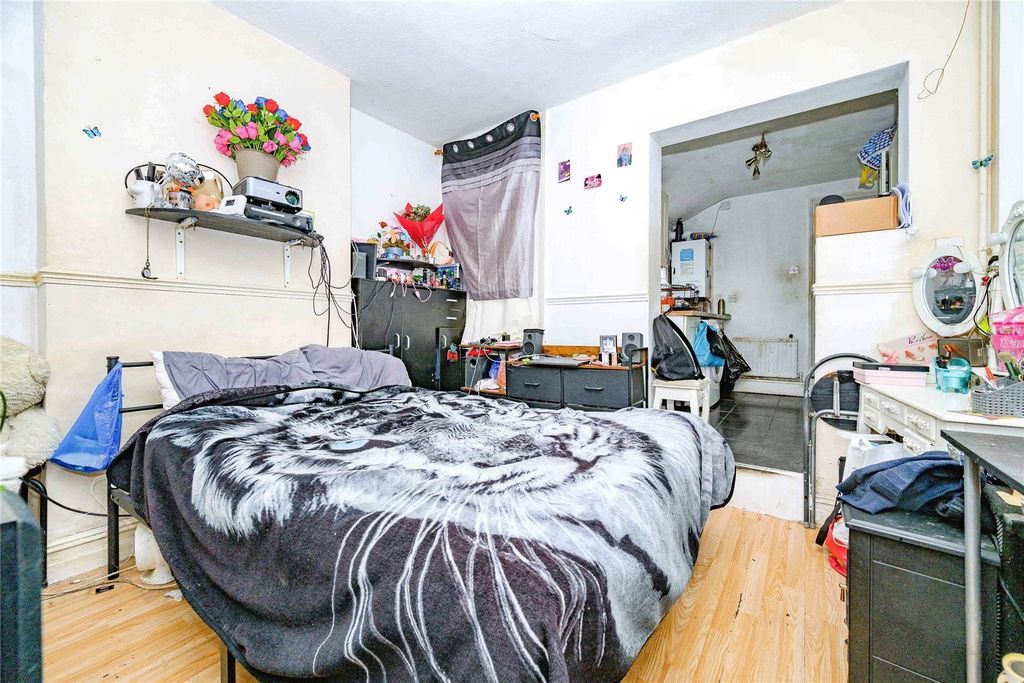 Property photo 3 of 10 Picture No. 05