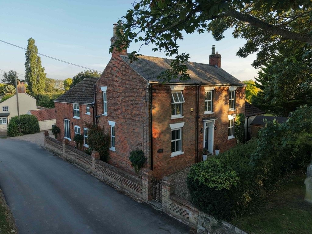 Property photo 1 of 58