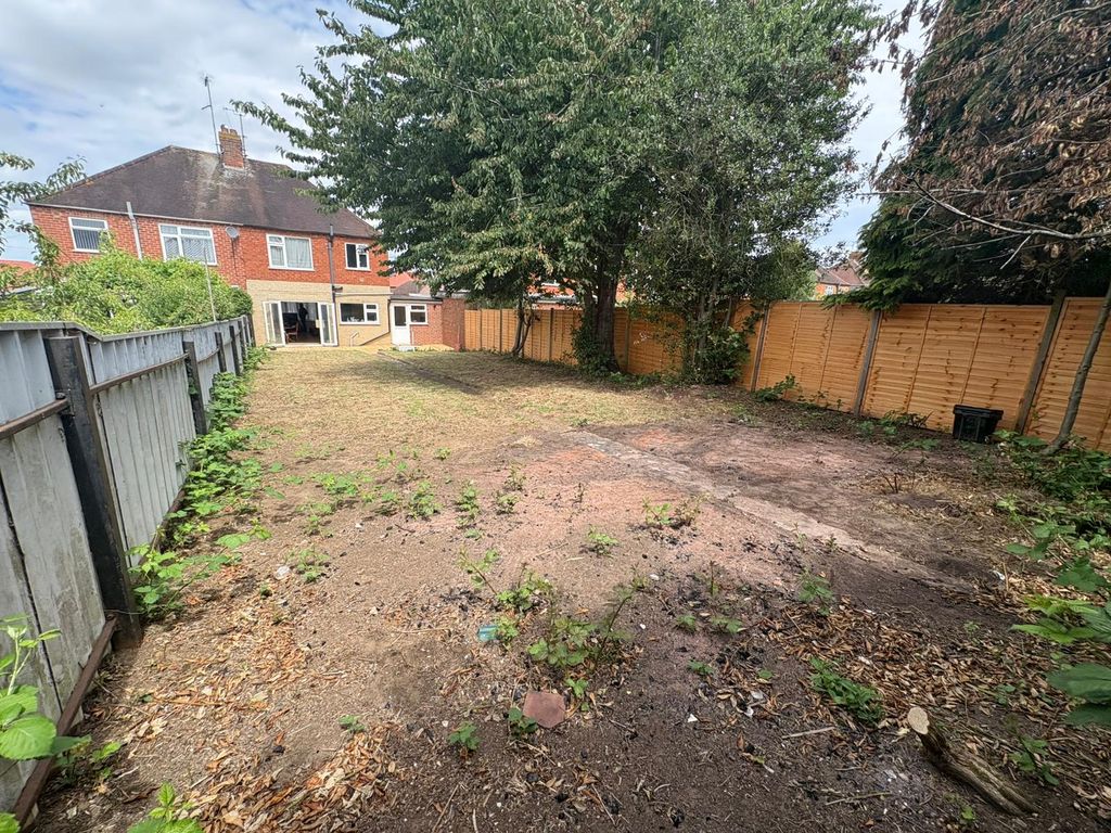 Property photo 3 of 25