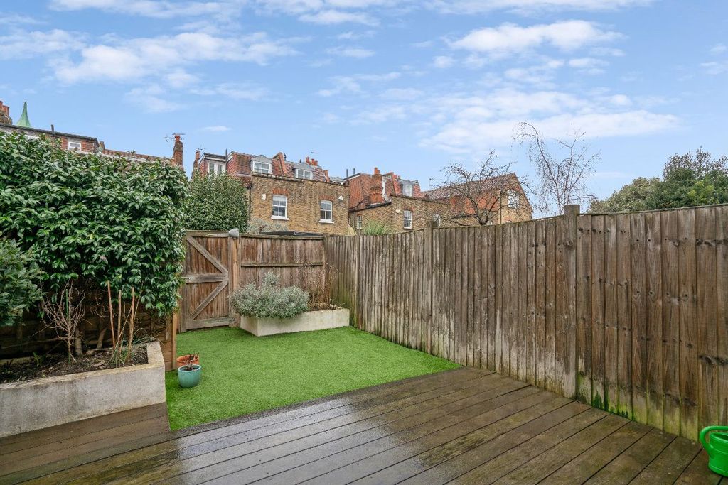 Property photo 3 of 16