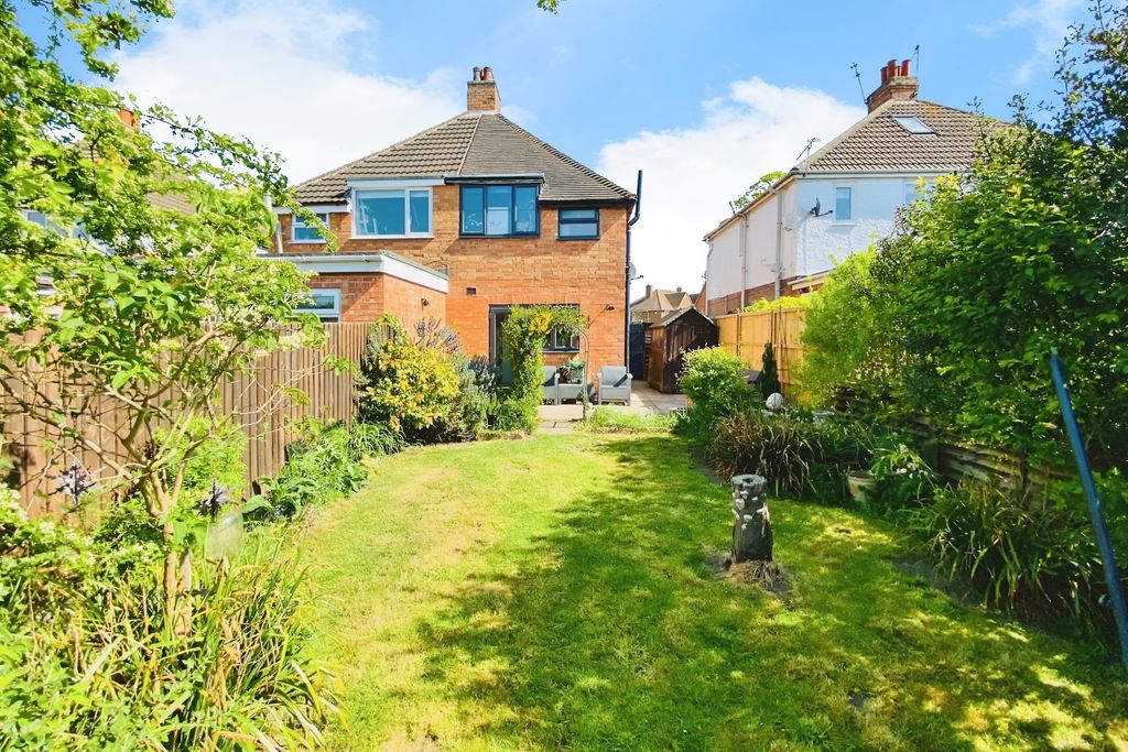 Property photo 3 of 28