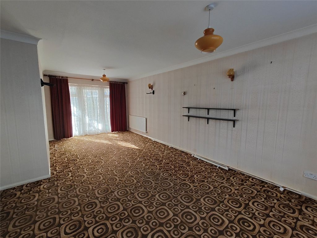 Property photo 3 of 12 Picture No. 05