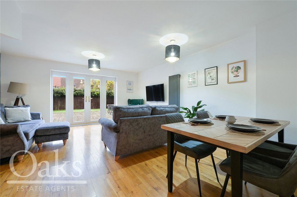 Property photo 3 of 19 Picture No. 04