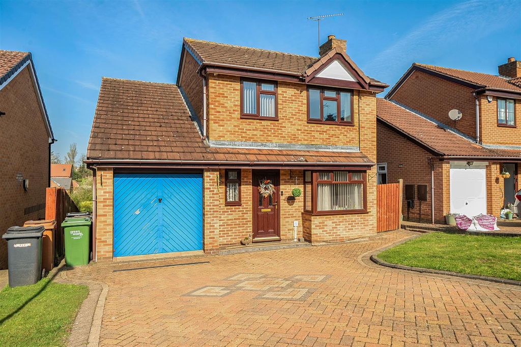 Property photo 1 of 18 1-69d780Dad9c5A-1436848-1-69d620d69c8Eb-1.Jpg