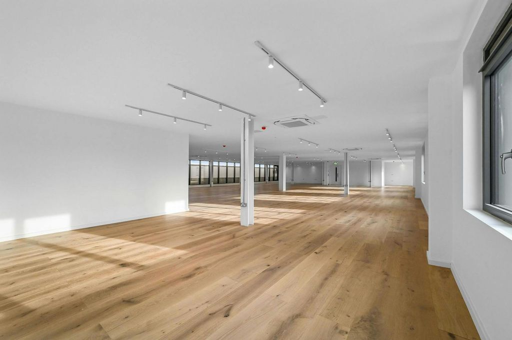 Property photo 3 of 17 Cat A