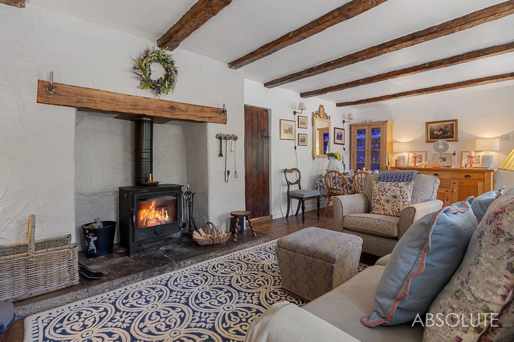 Property photo 3 of 33 Fireplace