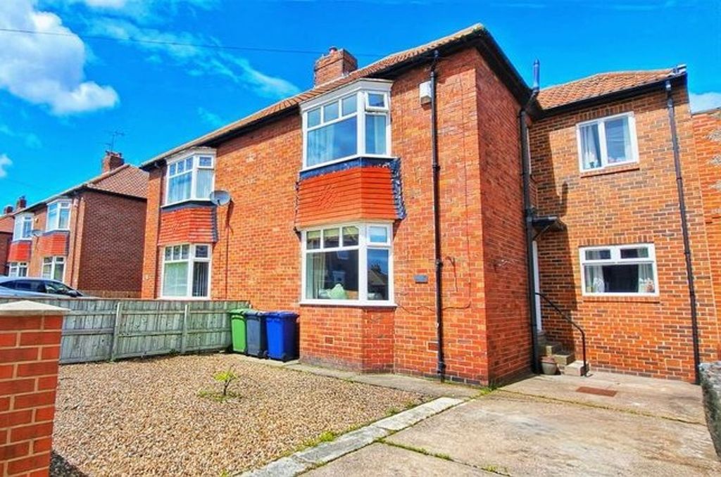 Property photo 1 of 25
