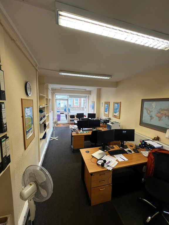 Property photo 2 of 7