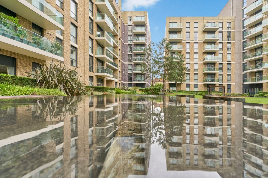 Property photo 1 of 17 Photo