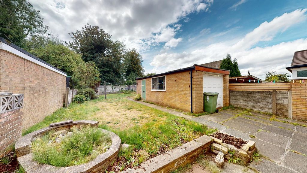 Property photo 2 of 20 Carr Lane, Rear Garden