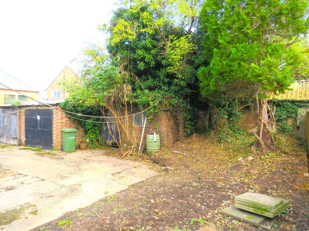 Property photo 3 of 14