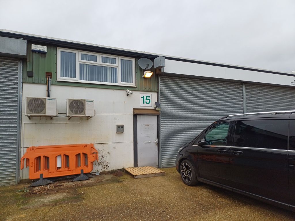 Property photo 1 of 7 Photo 10