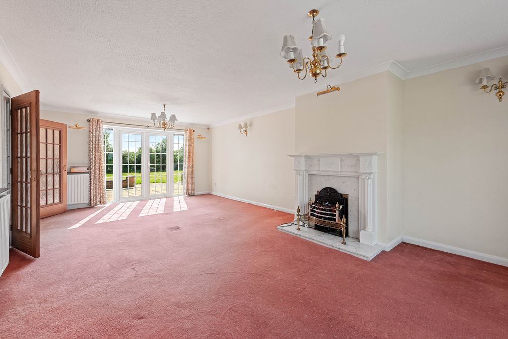 Property photo 2 of 29