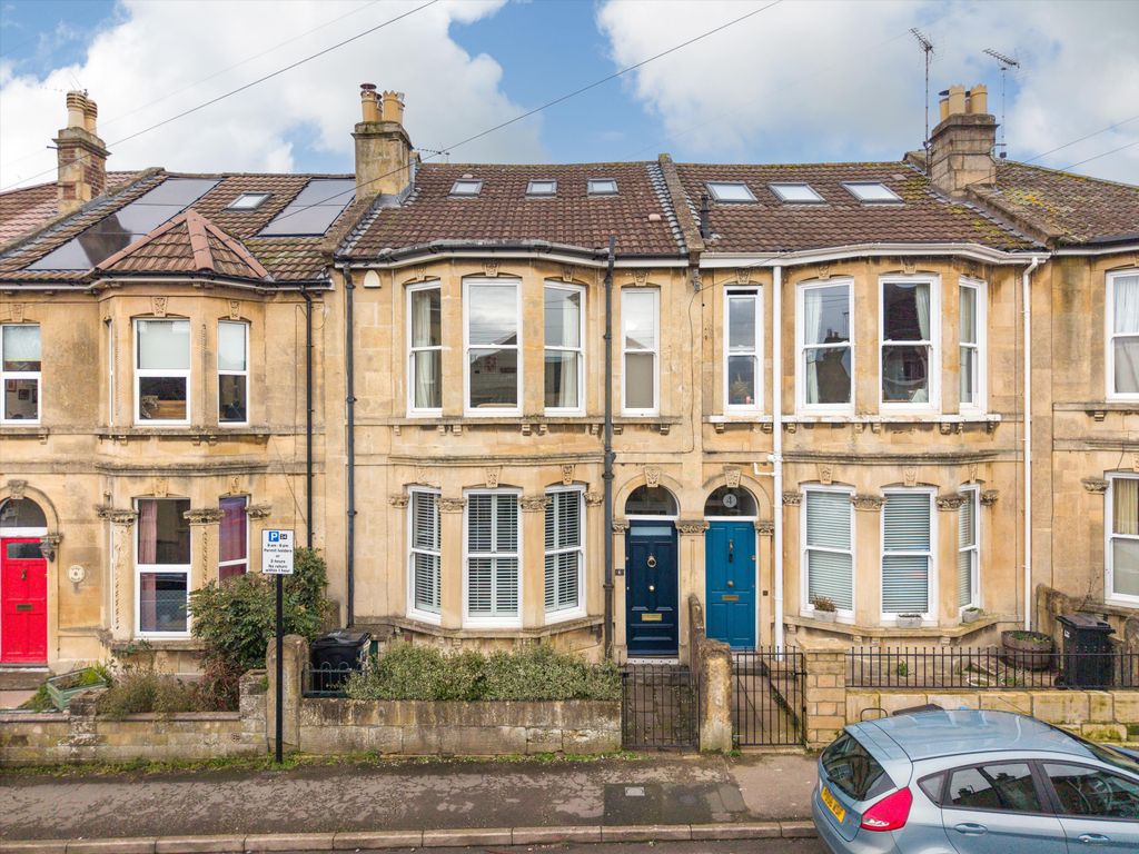 Property photo 1 of 16 Image