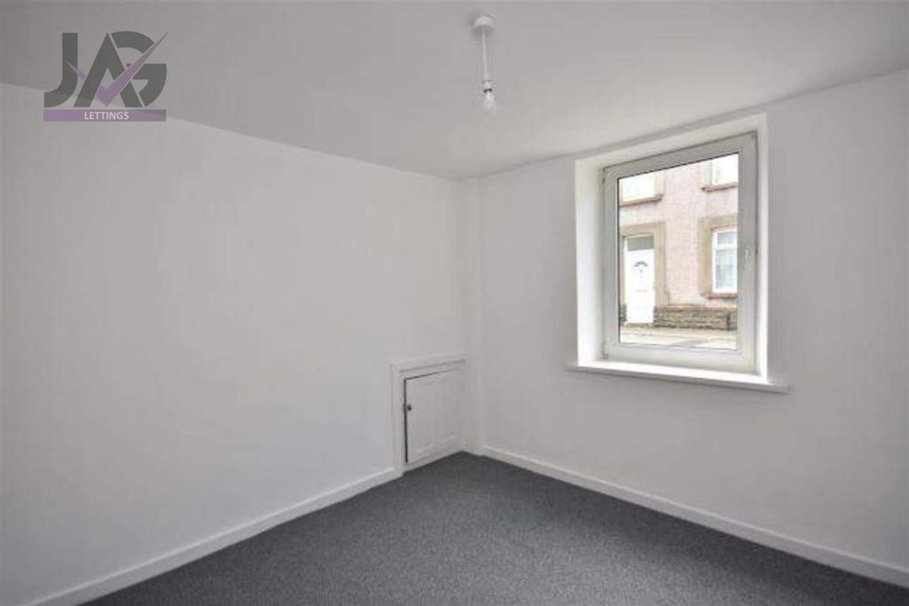 Property photo 2 of 13 W4-Copy