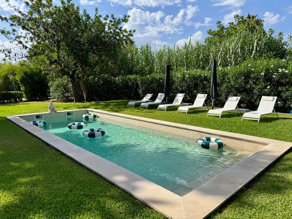 Property photo 2 of 30 002.Jpg