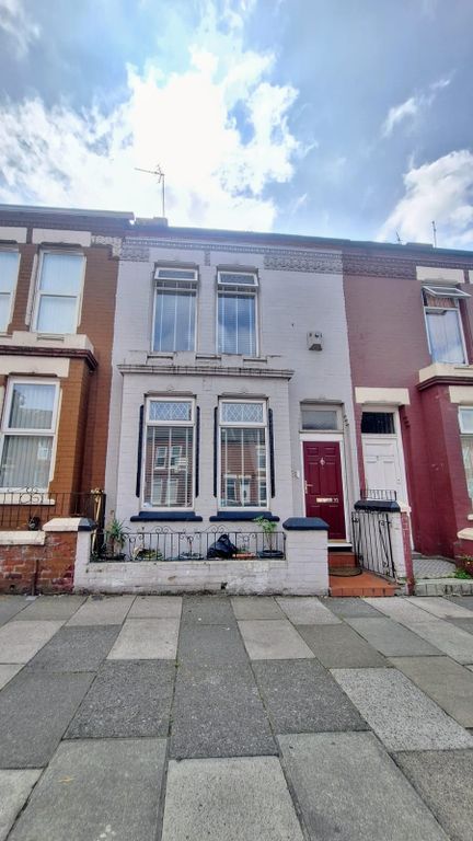 Property photo 1 of 1