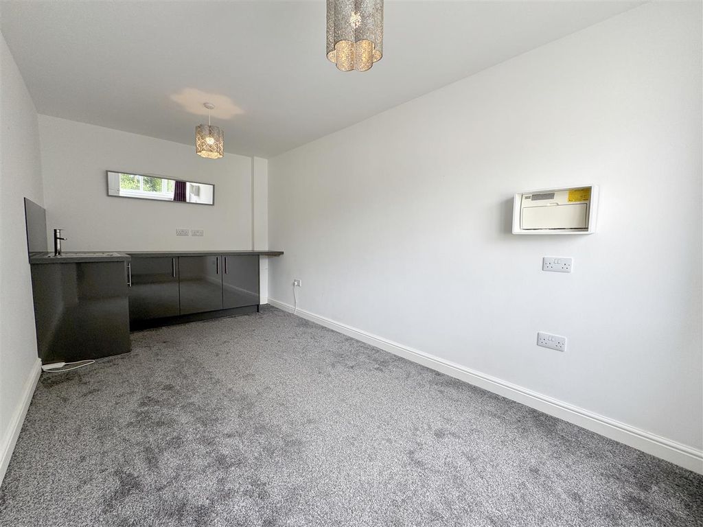 Additional image 10 of 4 bed semi-detached house for saleAlexander Grove, Par PL24